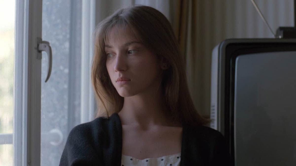 دانلود فیلم Hail Mary 1985 ( درود بر مریم ۱۹۸۵ ) با زیرنویس فارسی چسبیده