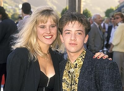 David Faustino